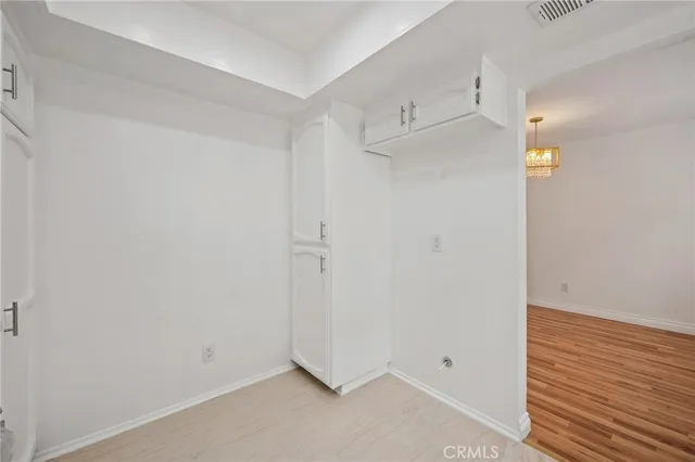 $559,000 | 19018 Sherman Way, Unit 106, Reseda, CA 91335