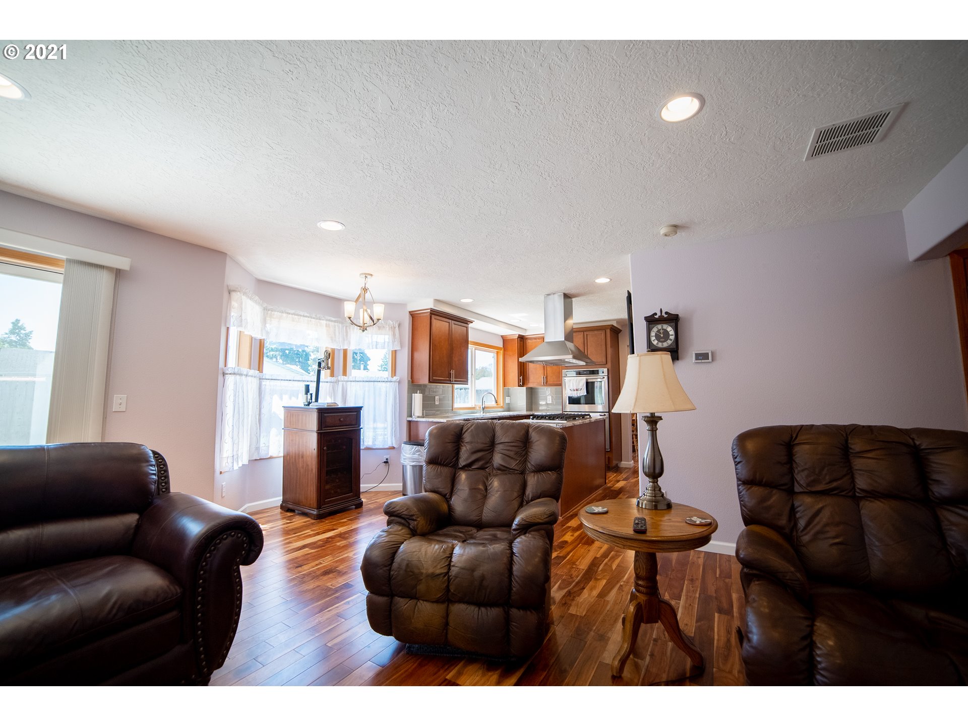 2232 Riviera Court Hubbard, OR 97032 - Photo 15 of 32 Gallery Image 15