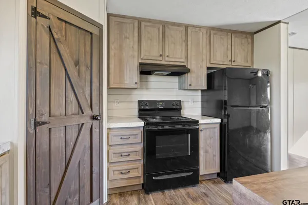 $214,999 | 724 Northeast County Road 2170, Mount Vernon, TX 75457