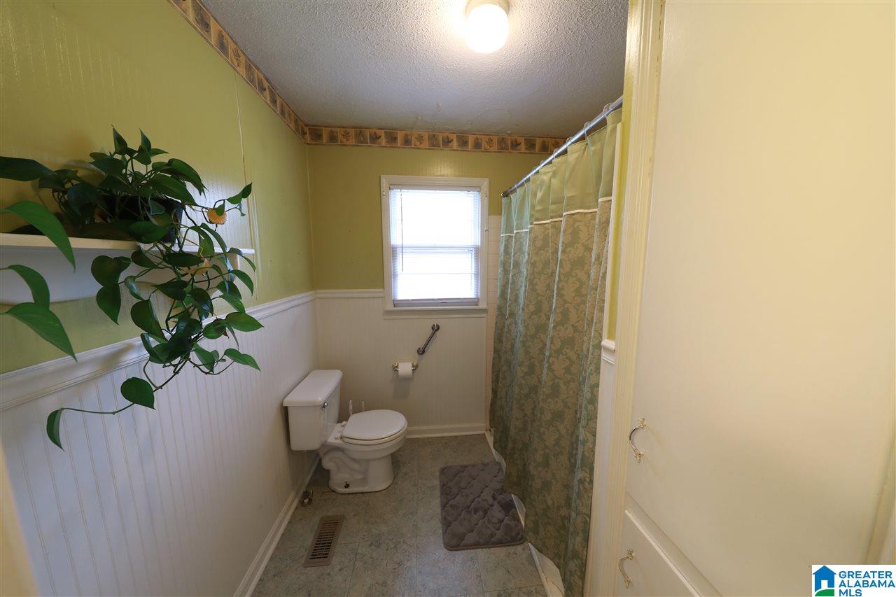 8 Pine Circle Oneonta, AL 35121 - Photo 12 of 20