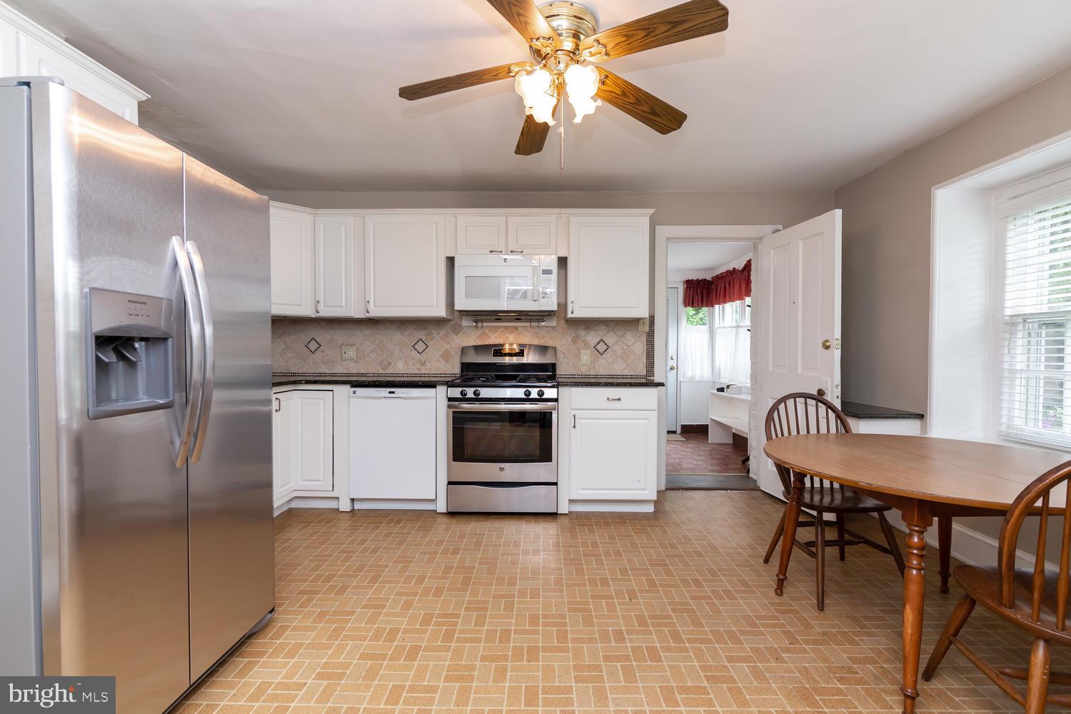 147 Conestoga Road Wayne, PA 19087 - Photo 12 of 30