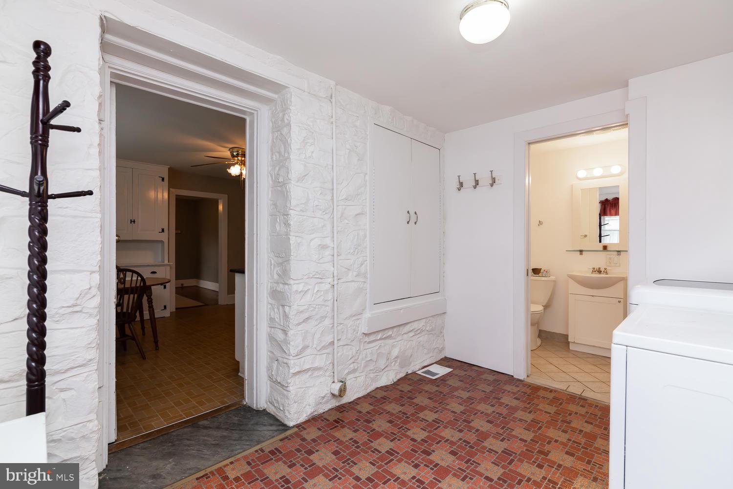 147 Conestoga Road Wayne, PA 19087 - Photo 17 of 30