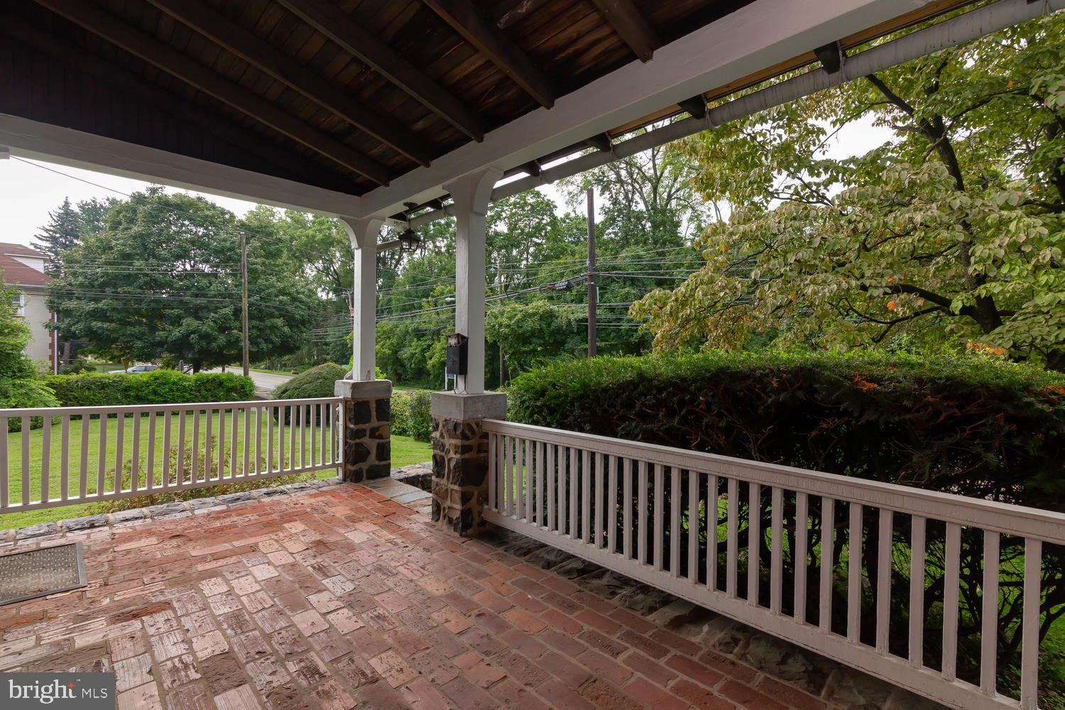 147 Conestoga Road Wayne, PA 19087 - Photo 3 of 30