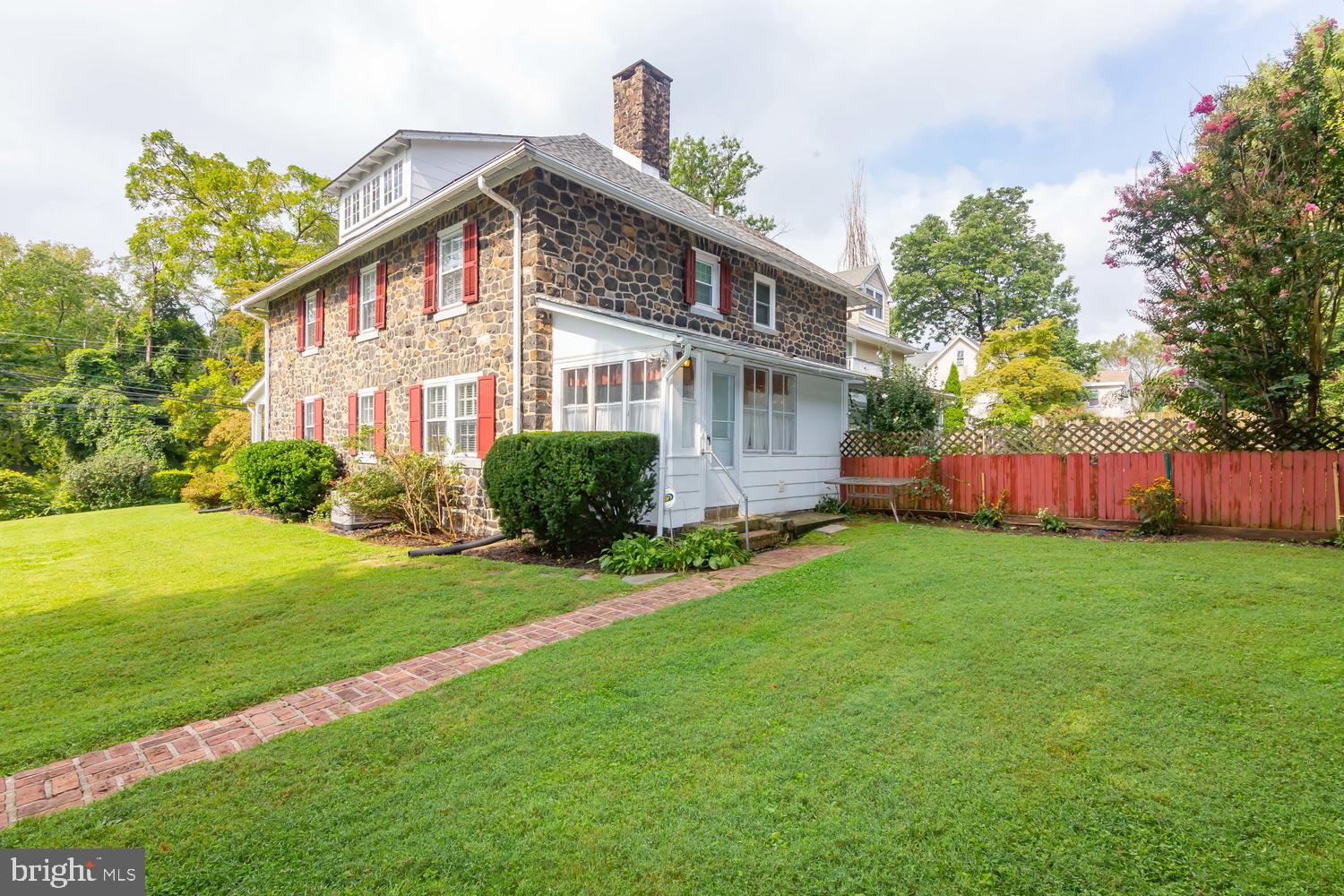 147 Conestoga Road Wayne, PA 19087 - Photo 5 of 30