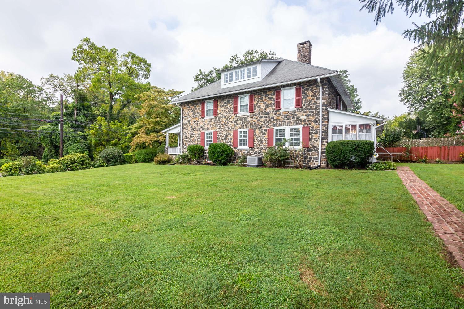 147 Conestoga Road Wayne, PA 19087 - Photo 8 of 30