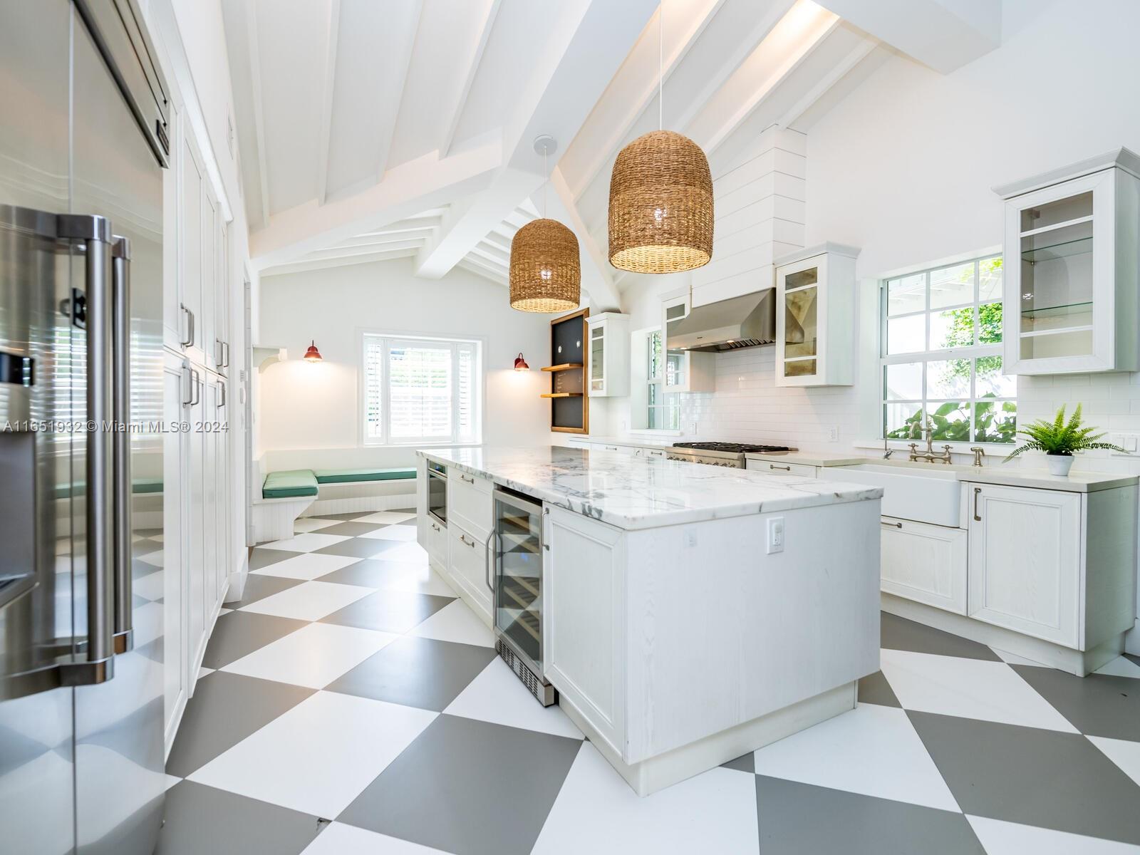 4700 Lake Road Miami, FL 33137 - Photo 38 of 92