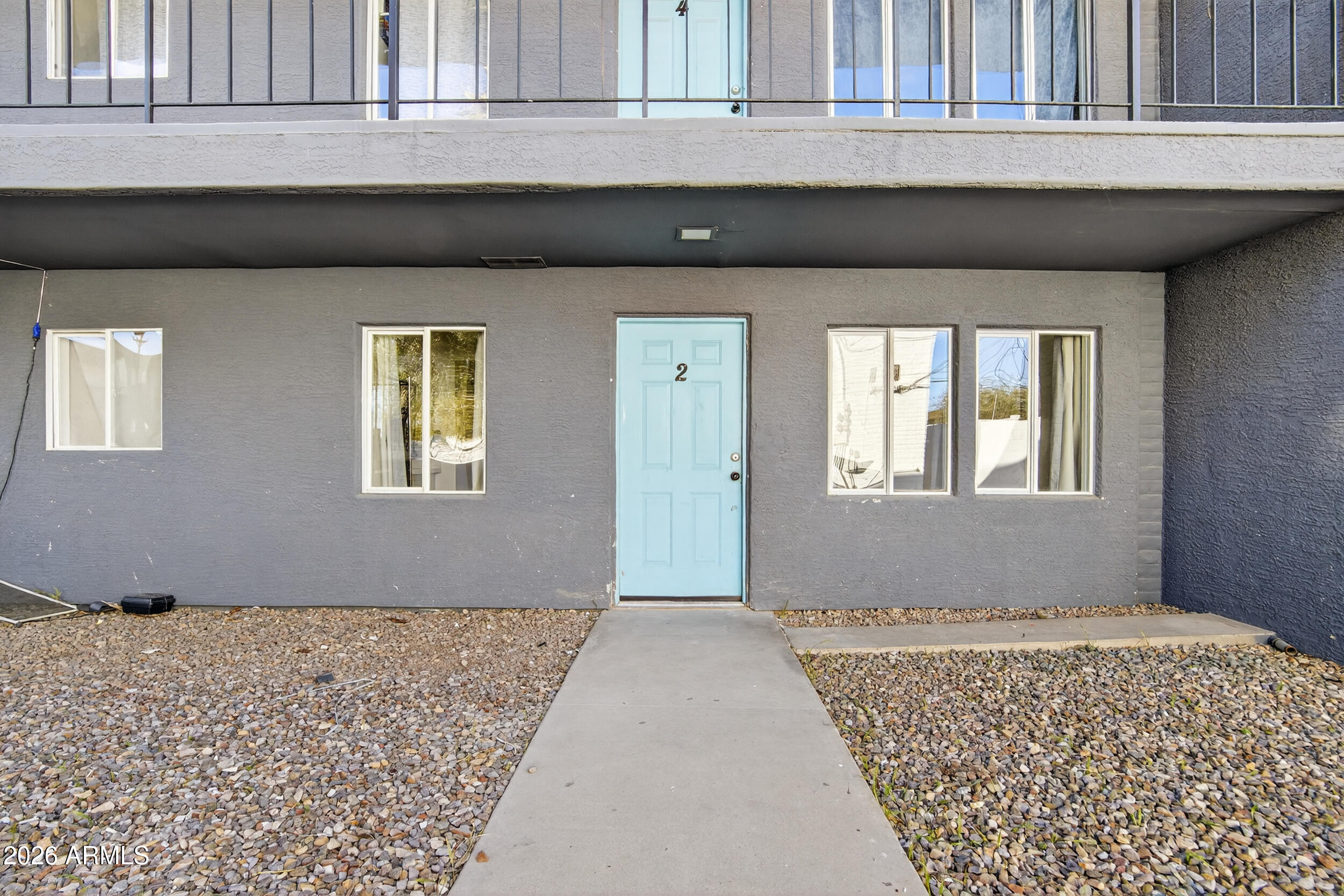 2925 North 38th Street, Unit 2 Phoenix, AZ 85018 - Photo 8 of 21 a view of wooden floor