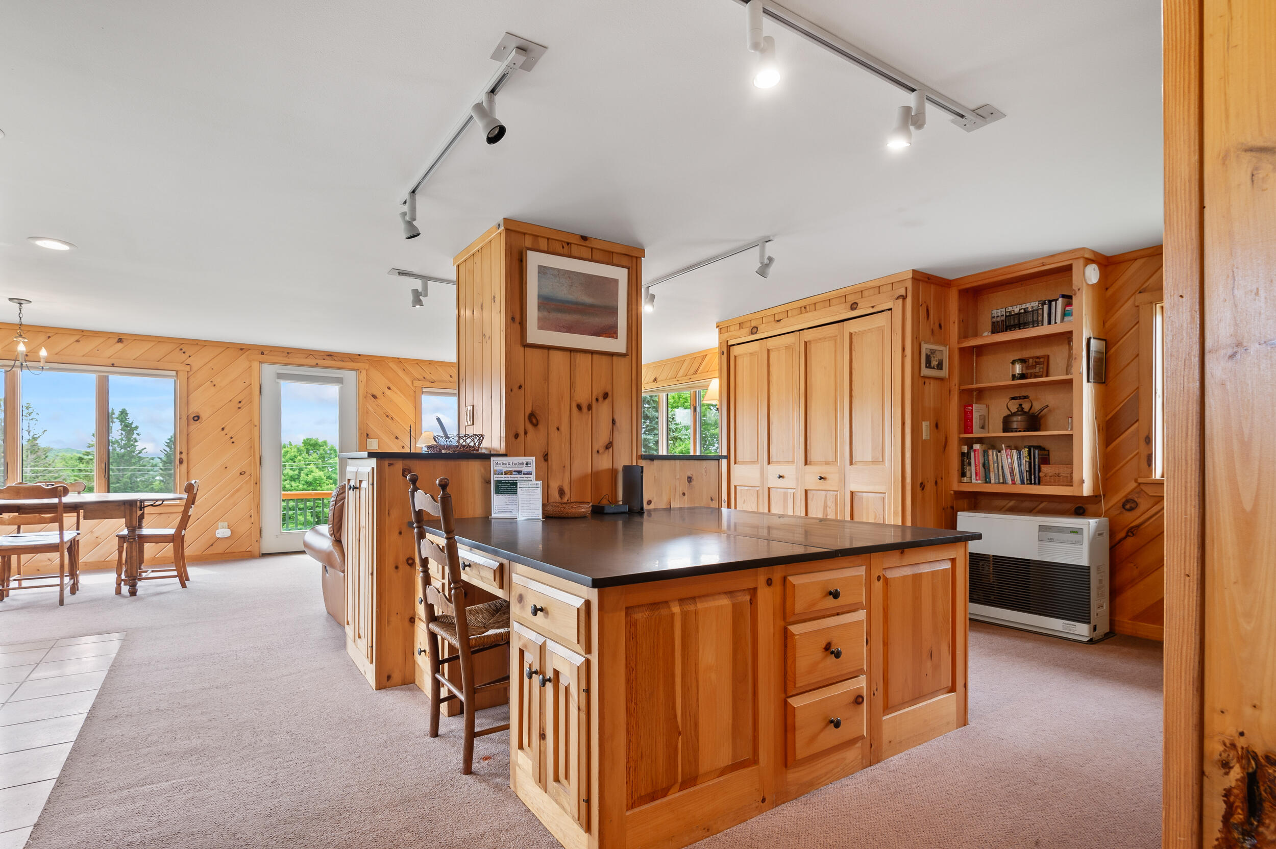 11 Overlook Road Rangeley, ME 04970 - Photo 14 of 41 Living