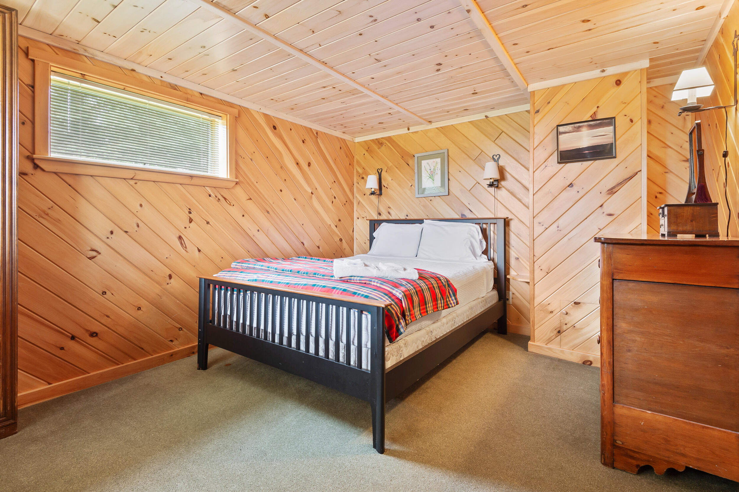 11 Overlook Road Rangeley, ME 04970 - Photo 20 of 41 Bed