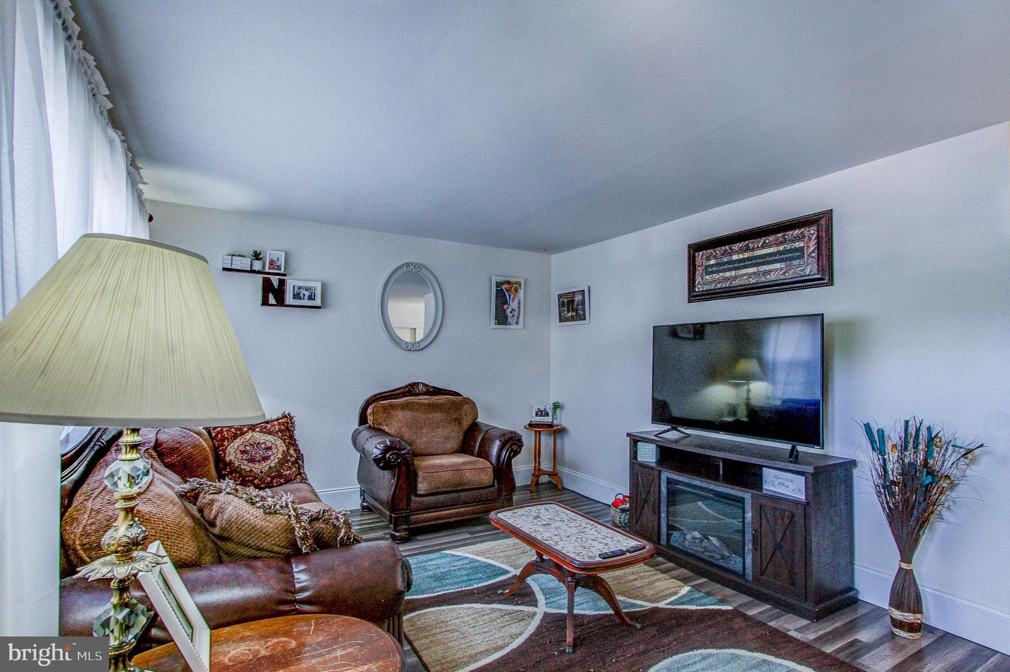 9 Stonegate Road Quakertown, PA 18951 - Photo 6 of 40 Gallery Image 6