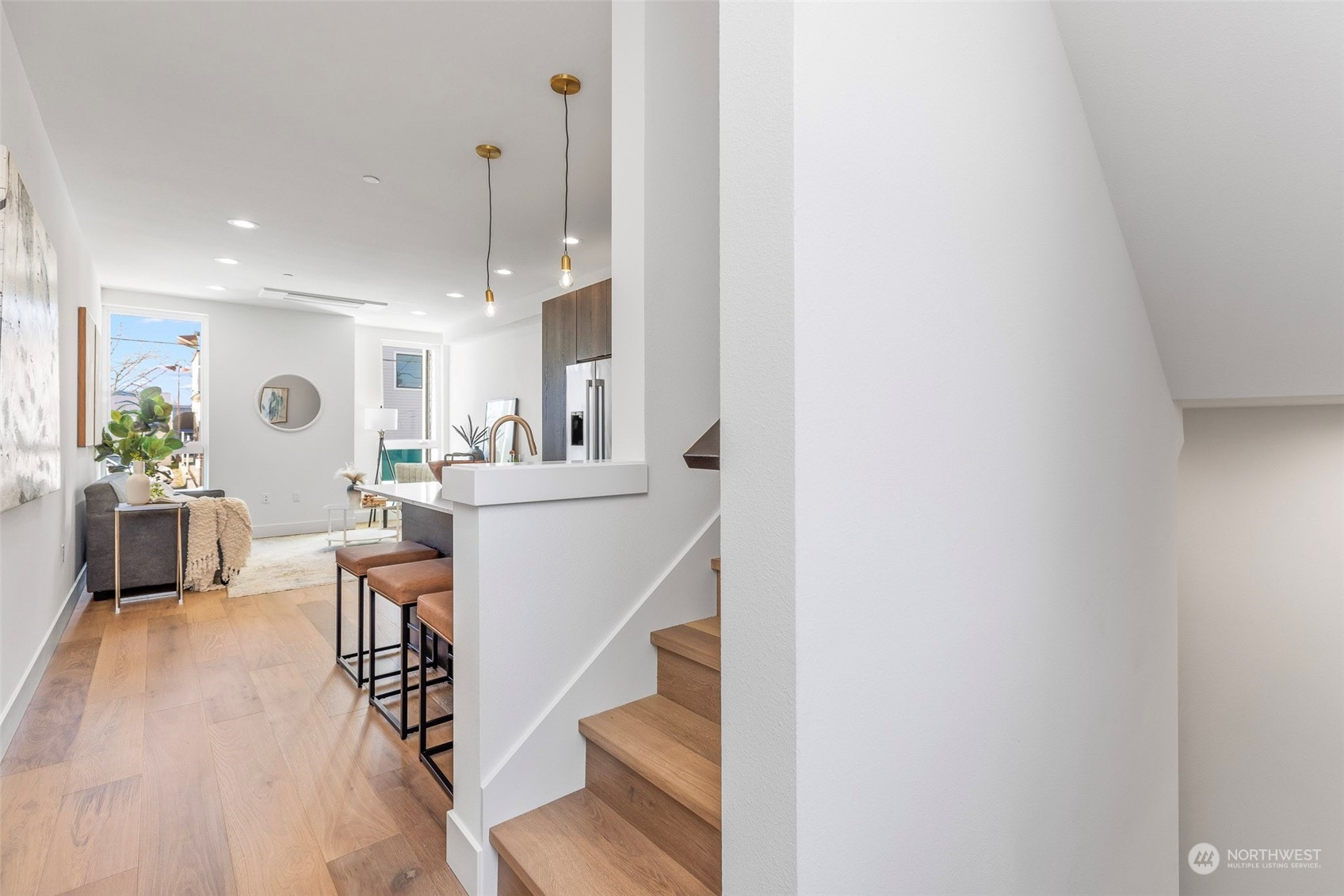 2209 B 42nd Avenue Southwest Seattle, WA 98116 - Photo 14 of 40