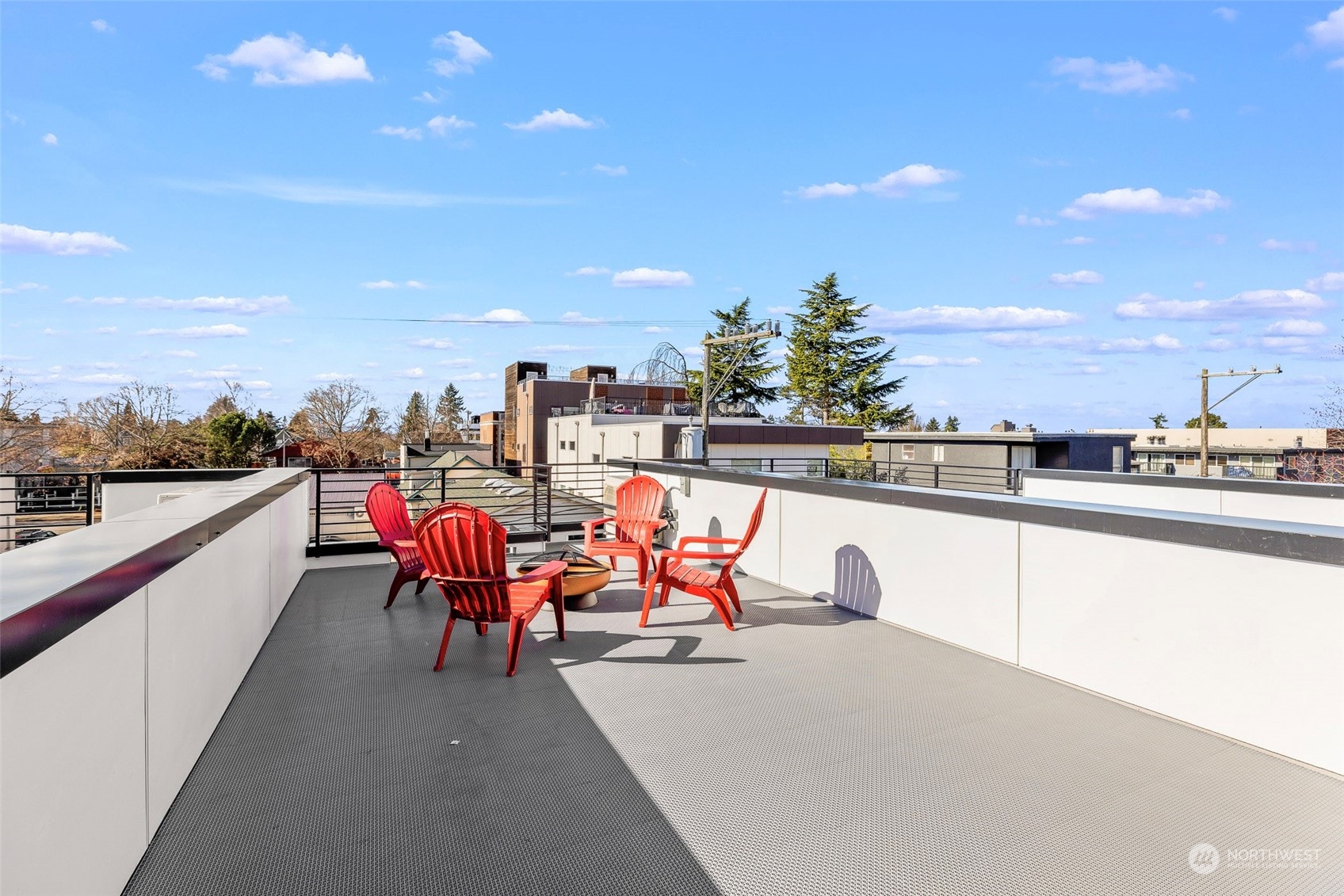 2209 B 42nd Avenue Southwest Seattle, WA 98116 - Photo 28 of 40