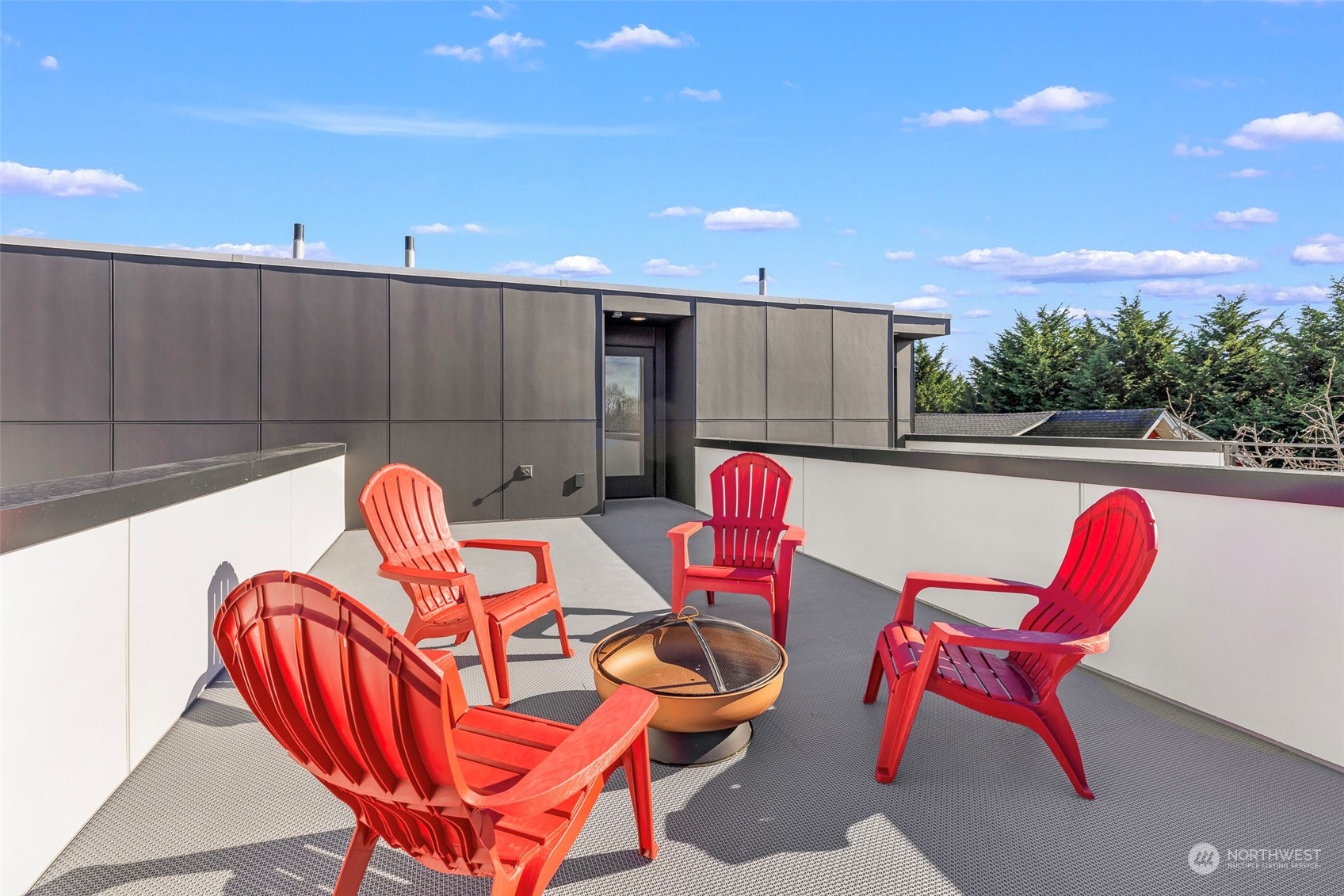 2209 B 42nd Avenue Southwest Seattle, WA 98116 - Photo 30 of 40