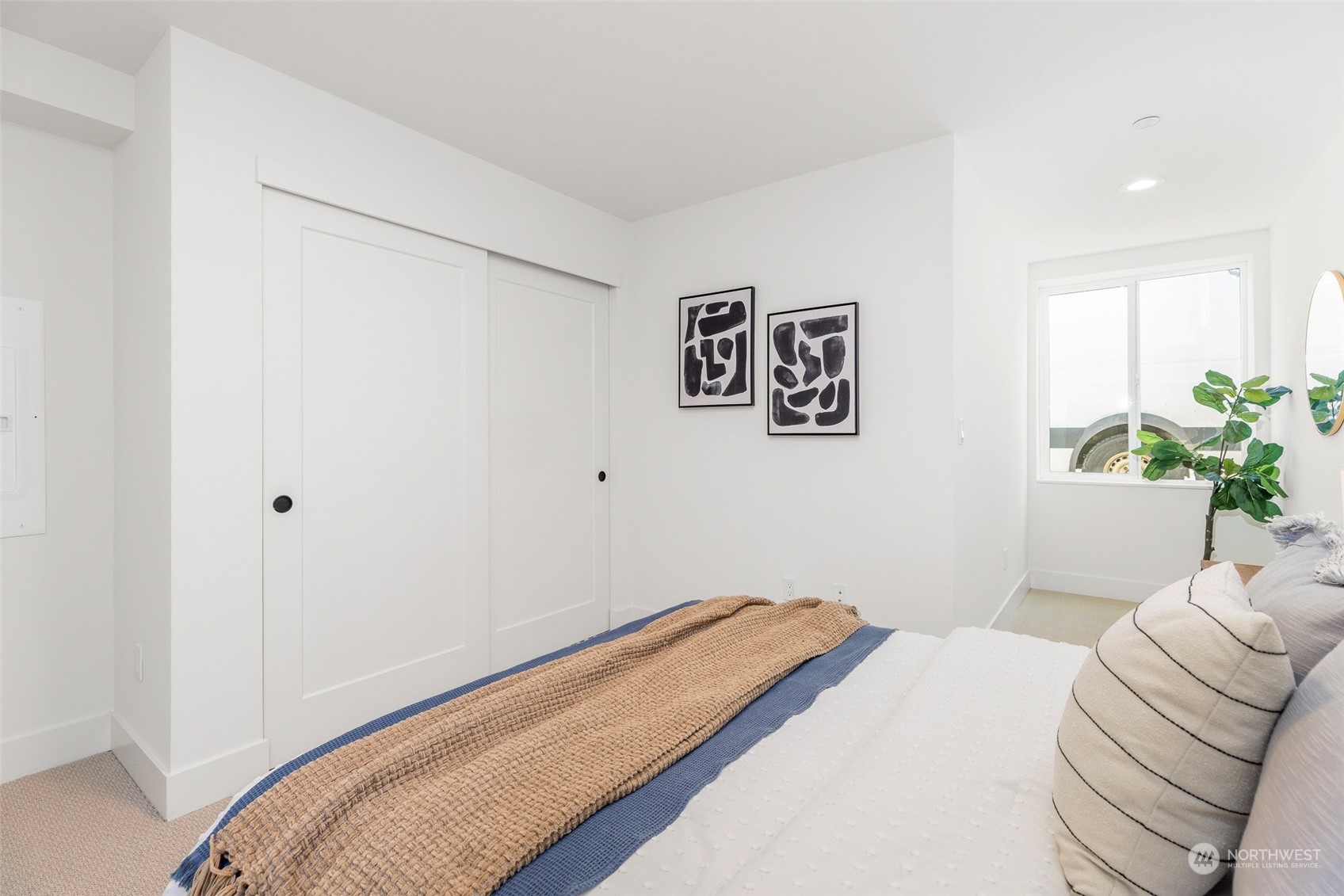 2209 B 42nd Avenue Southwest Seattle, WA 98116 - Photo 36 of 40