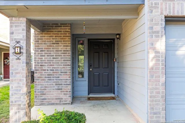 $1,795 | 1 Dunthorte Lane, San Antonio, TX 78250