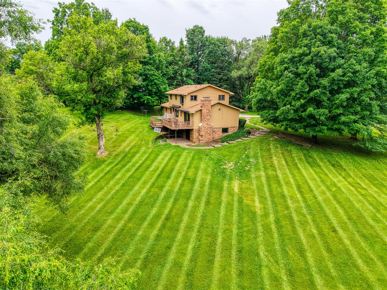 6200 Scully Road Dexter, MI 48130 - Photo 11 of 48