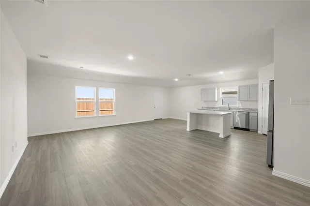 $291,990 | 414 Rose Avenue, Cleburne, TX 76033