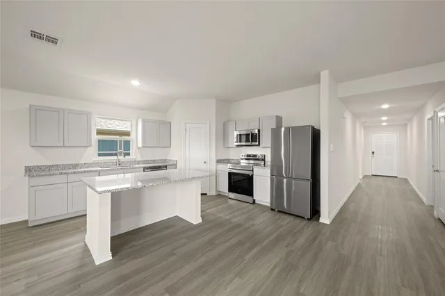 $291,990 | 414 Rose Avenue, Cleburne, TX 76033