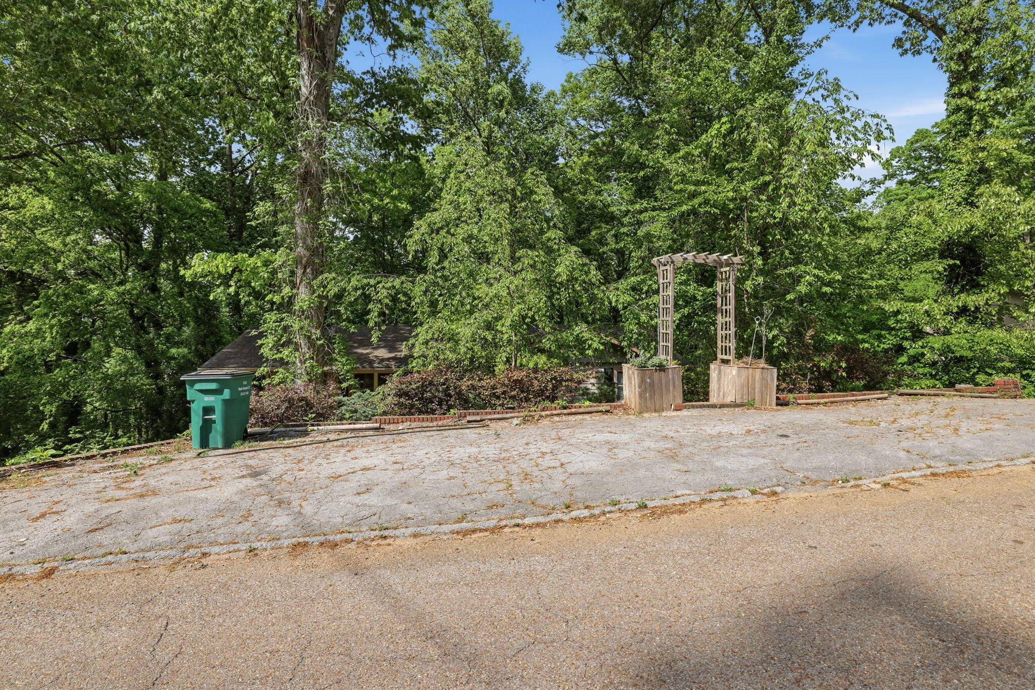 7720 Ridge Bay Drive Hixson, TN 37343 - Photo 25 of 30 4-web-or-mls-7720-ridge-bay-dr