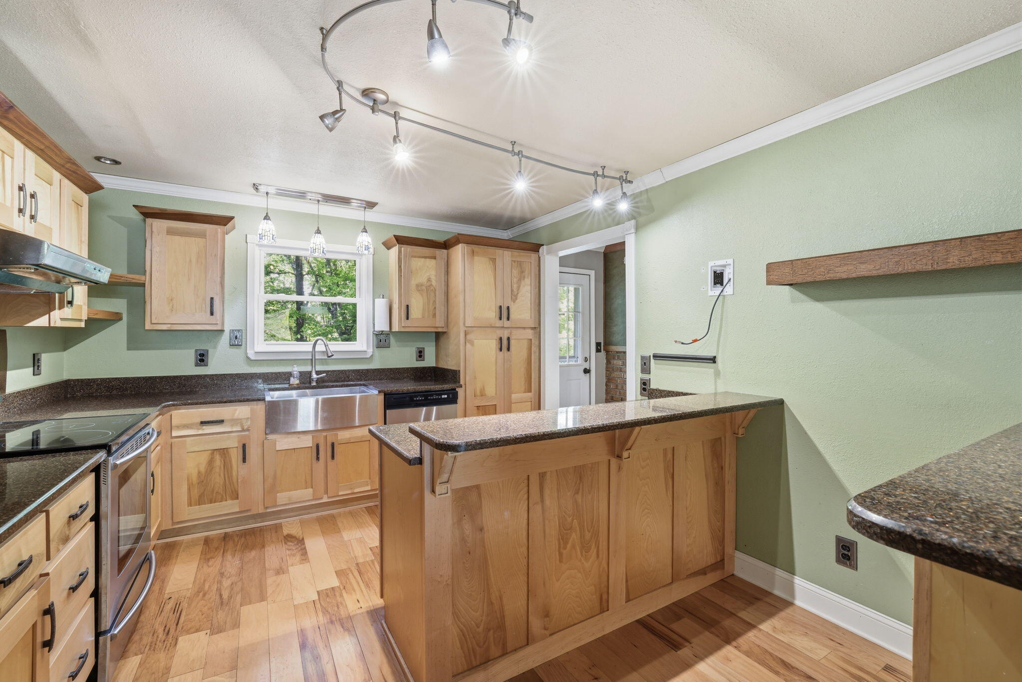 7720 Ridge Bay Drive Hixson, TN 37343 - Photo 10 of 30 16-web-or-mls-7720-ridge-bay-dr