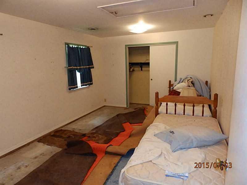 207 West McKenzie Road Greenfield, IN 46140 - Photo 17 of 24 Gallery Image 17