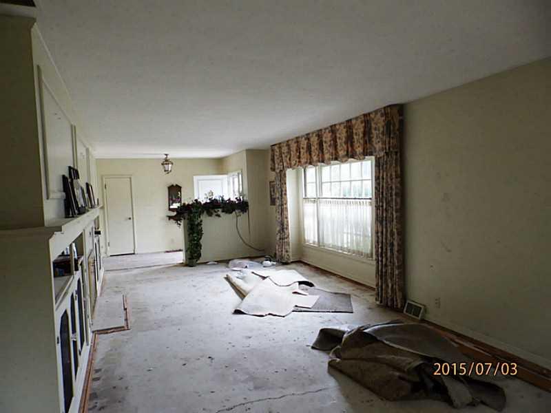 207 West McKenzie Road Greenfield, IN 46140 - Photo 9 of 24 Gallery Image 9