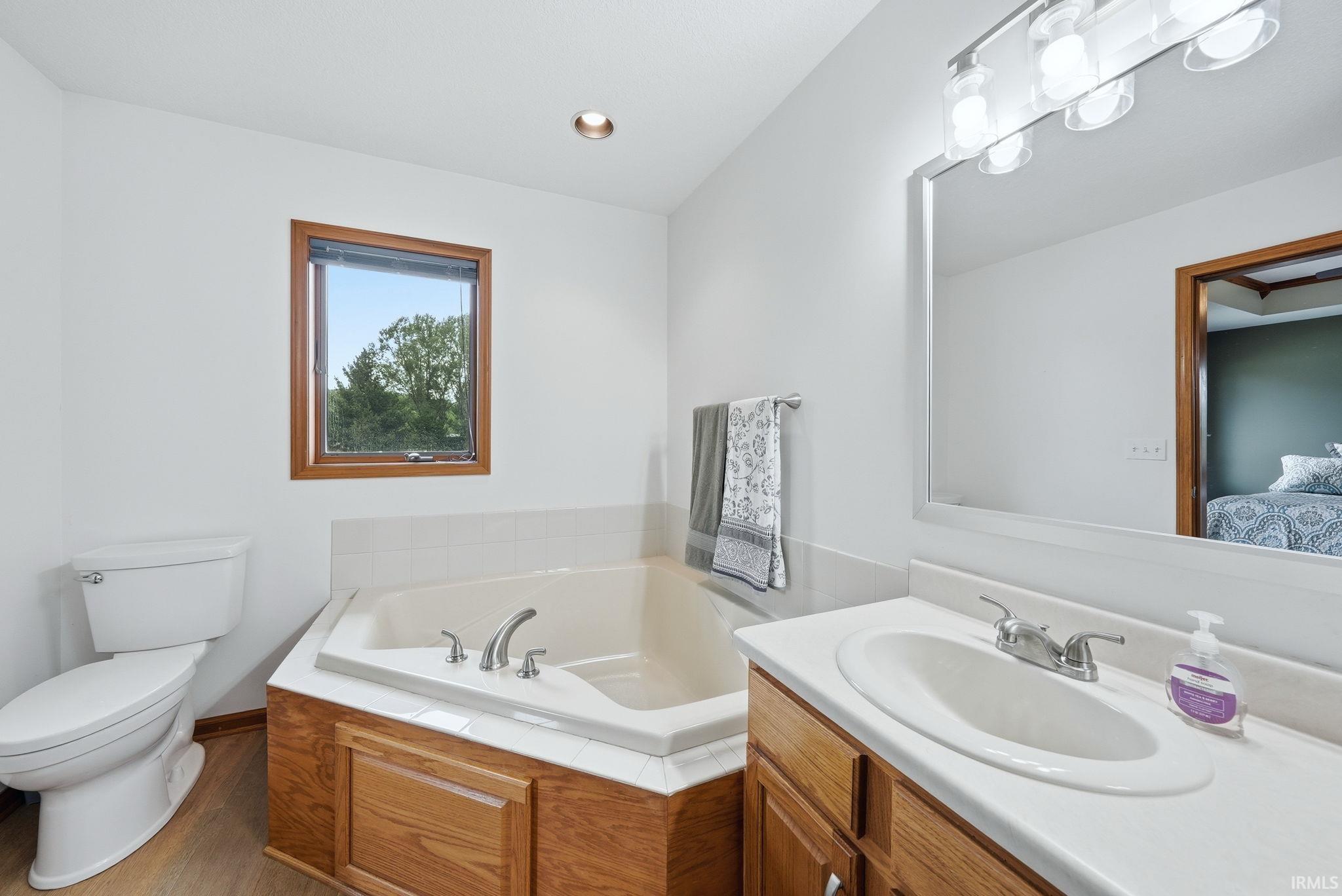7833 Garman Road Auburn, IN 46706 - Photo 15 of 36