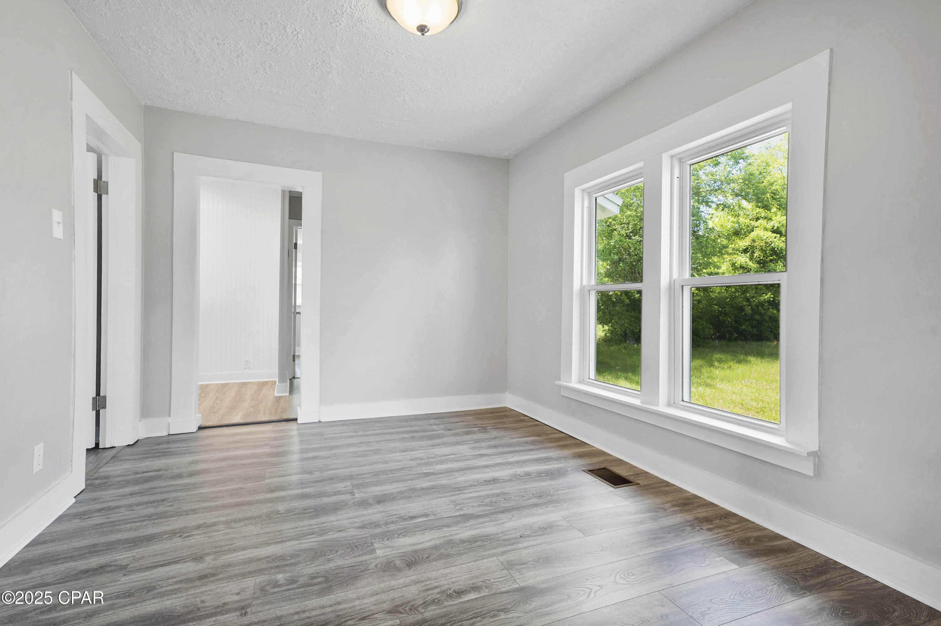 401 Spring Avenue Panama City, FL 32401 - Photo 5 of 13 Gallery Image 5