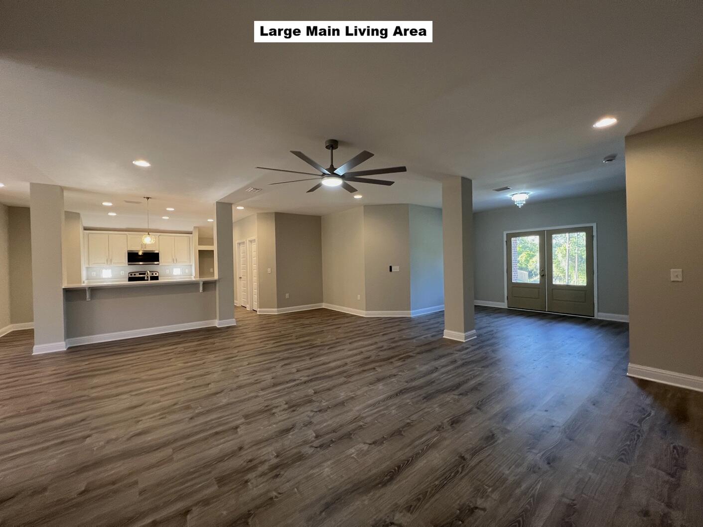 445 Scooter Cove Crestview, FL 32539 - Photo 9 of 25 42926 Main Living 1