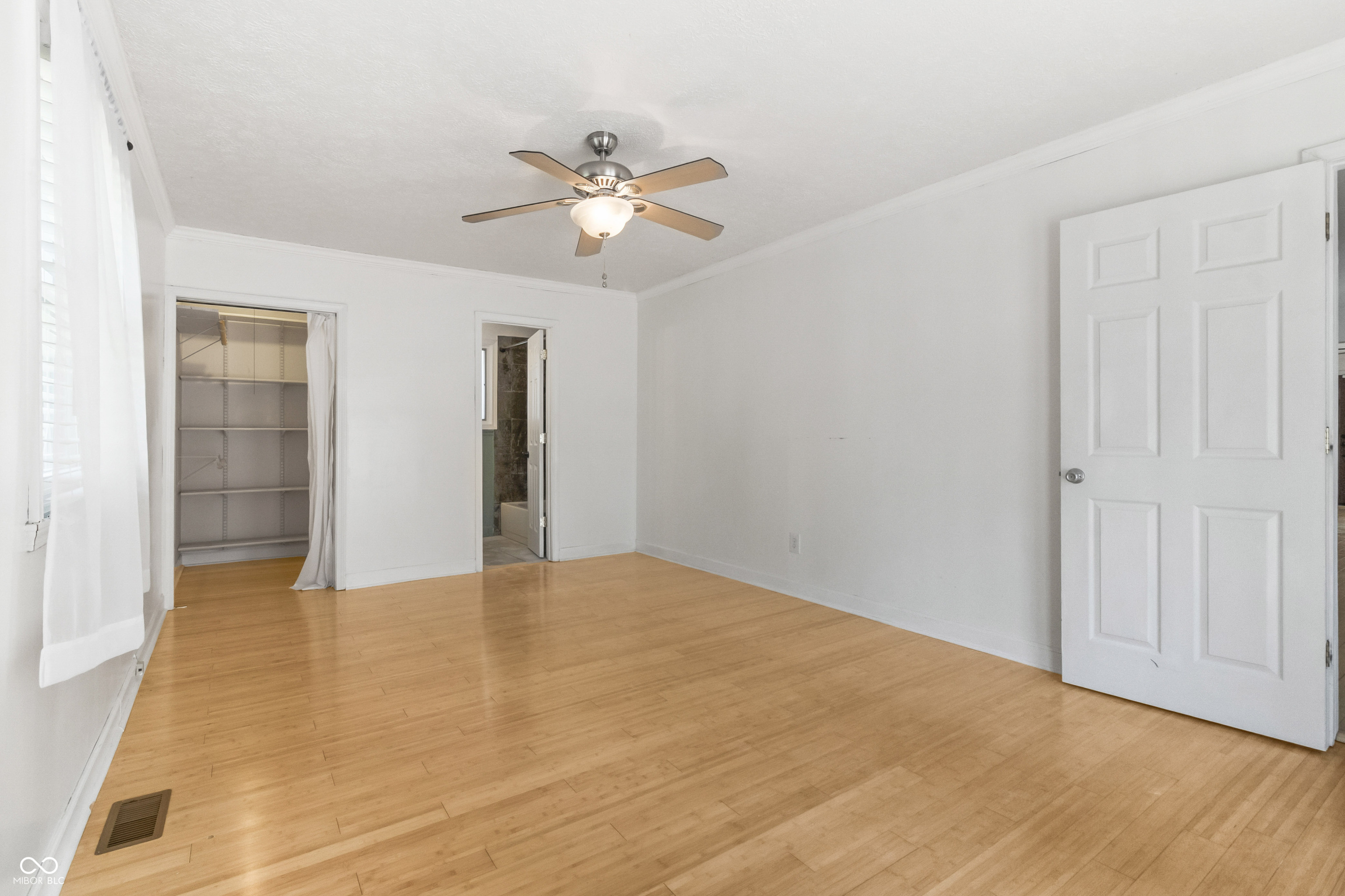 4922 Ralston Avenue Indianapolis, IN 46205 - Photo 21 of 51