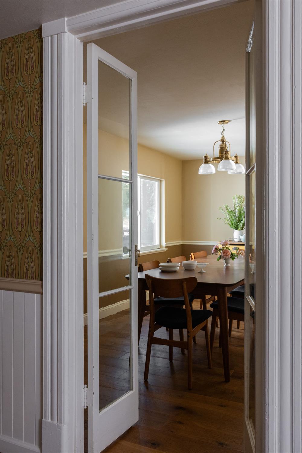 790 Pine Knoll Road Applegate, CA 95703 - Photo 14 of 81 a view of a dining room with furniture and window