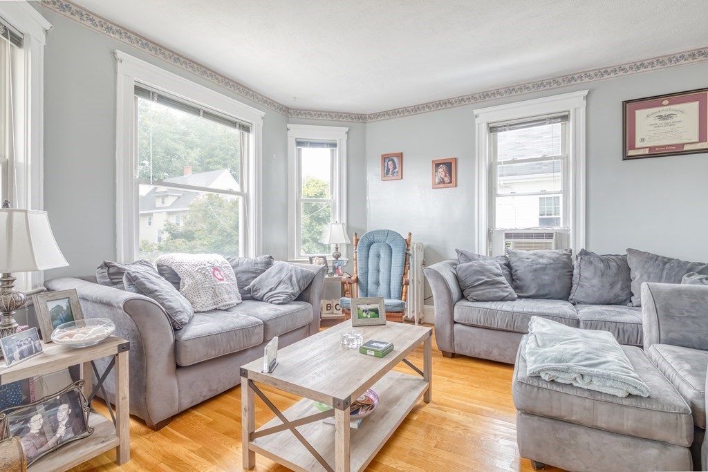 17 Linden Road Melrose, MA 02176 - Photo 15 of 30