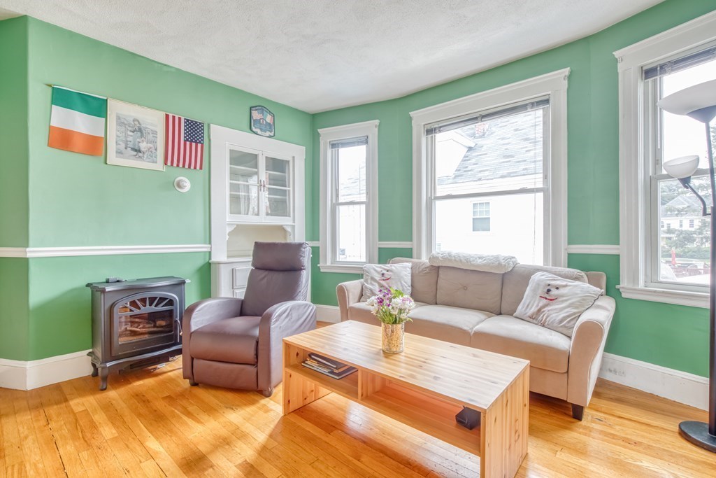 17 Linden Road Melrose, MA 02176 - Photo 21 of 30