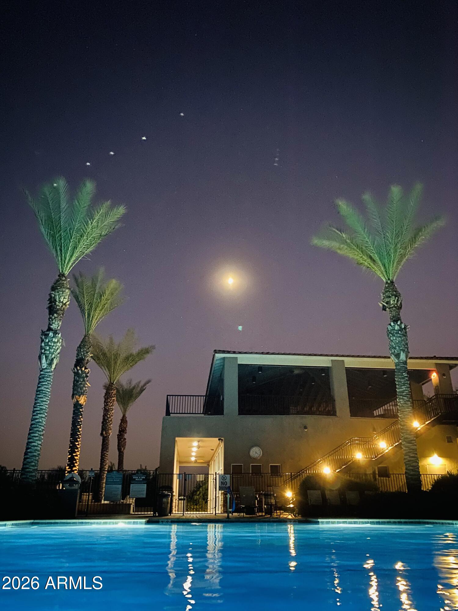 650 North Hawes Road, Unit 4007 Mesa, AZ 85207 - Photo 41 of 42 a living room with furniture and a potted plant