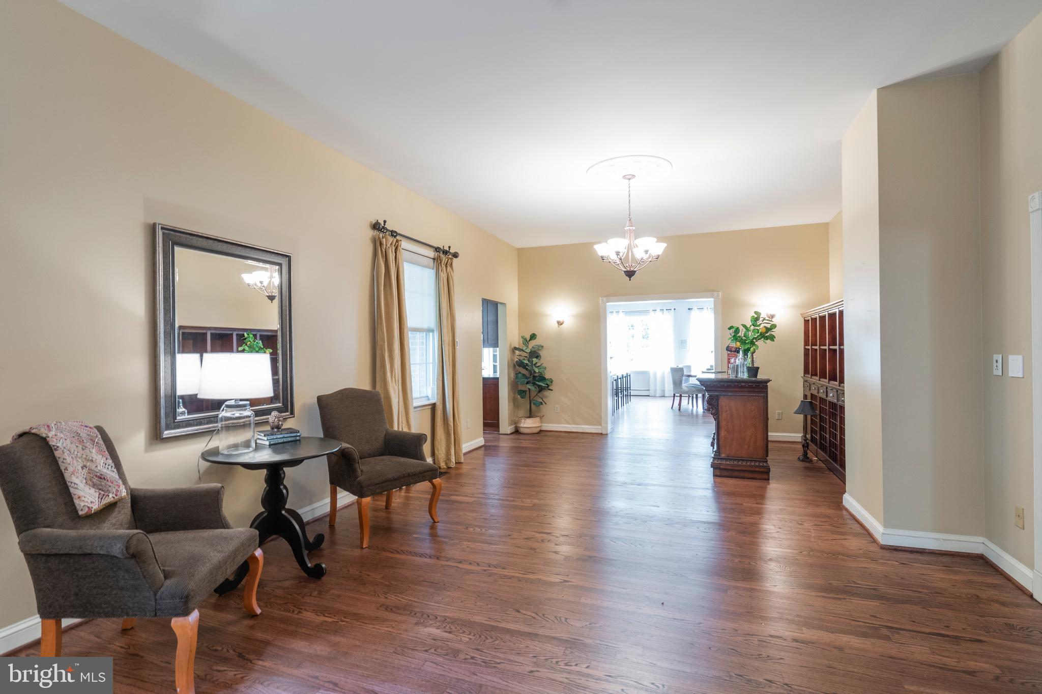808 Plymouth Road Ambler, PA 19002 - Photo 16 of 88 Bar Sitting Area