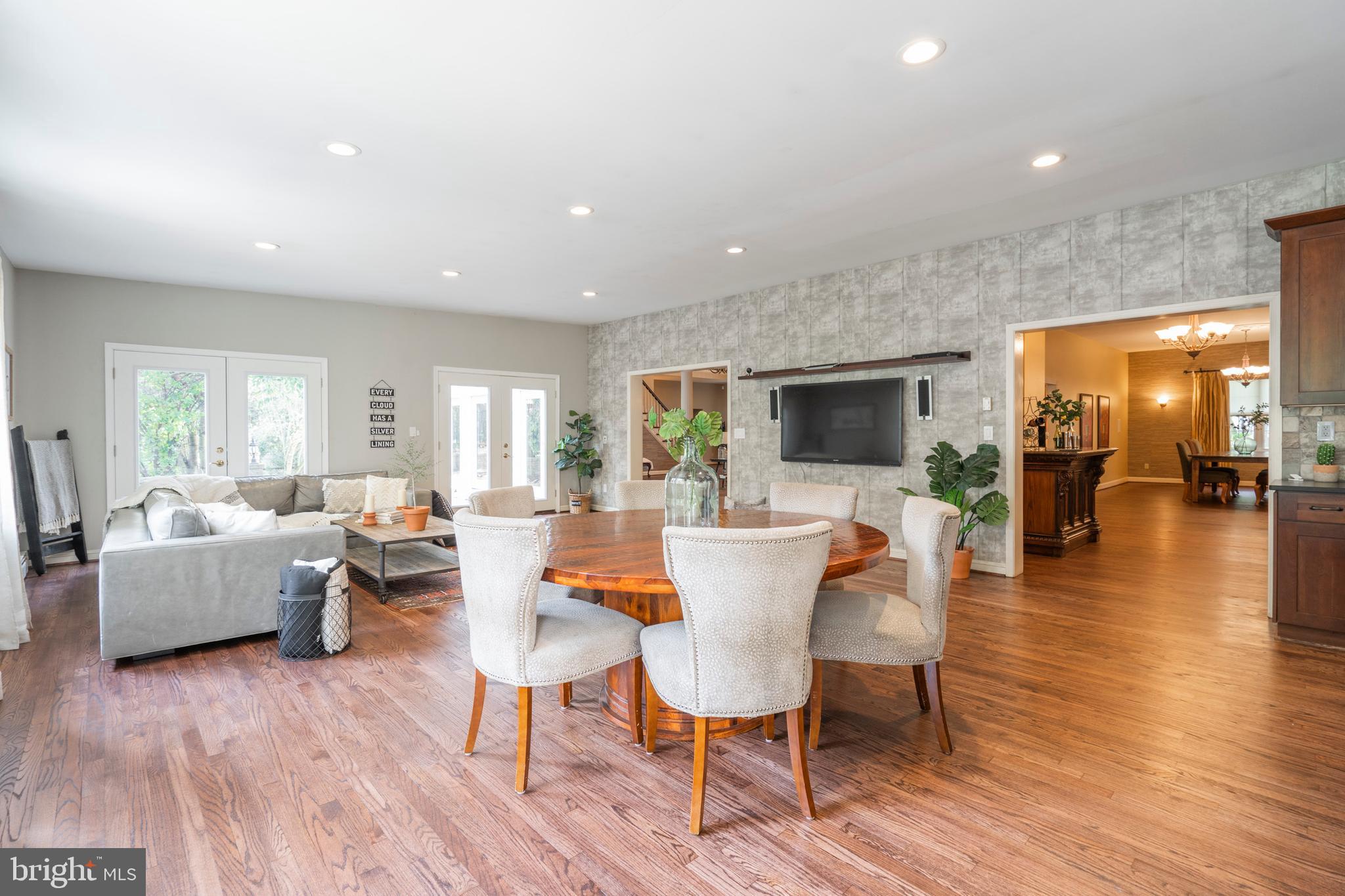 808 Plymouth Road Ambler, PA 19002 - Photo 27 of 88 Dining Area into Family Room