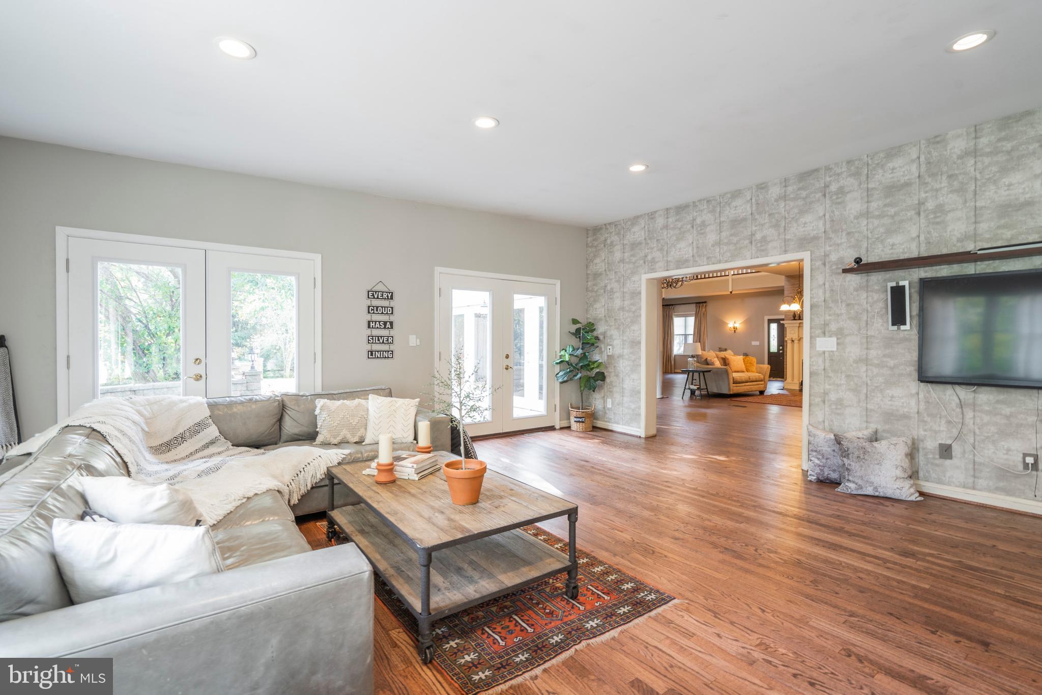 808 Plymouth Road Ambler, PA 19002 - Photo 28 of 88 Family Room