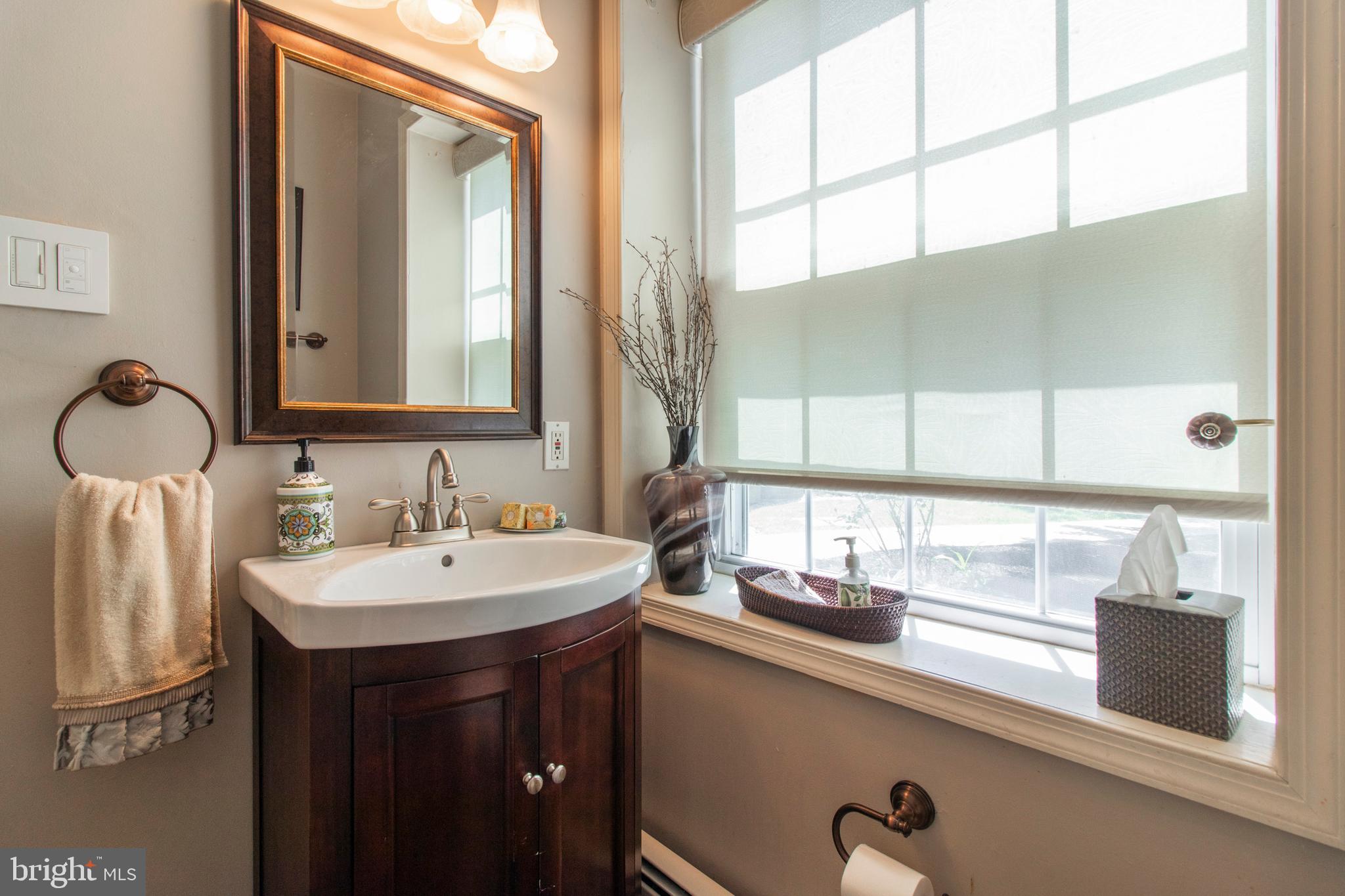 808 Plymouth Road Ambler, PA 19002 - Photo 39 of 88 In-Law/Nanny Full Bathroom