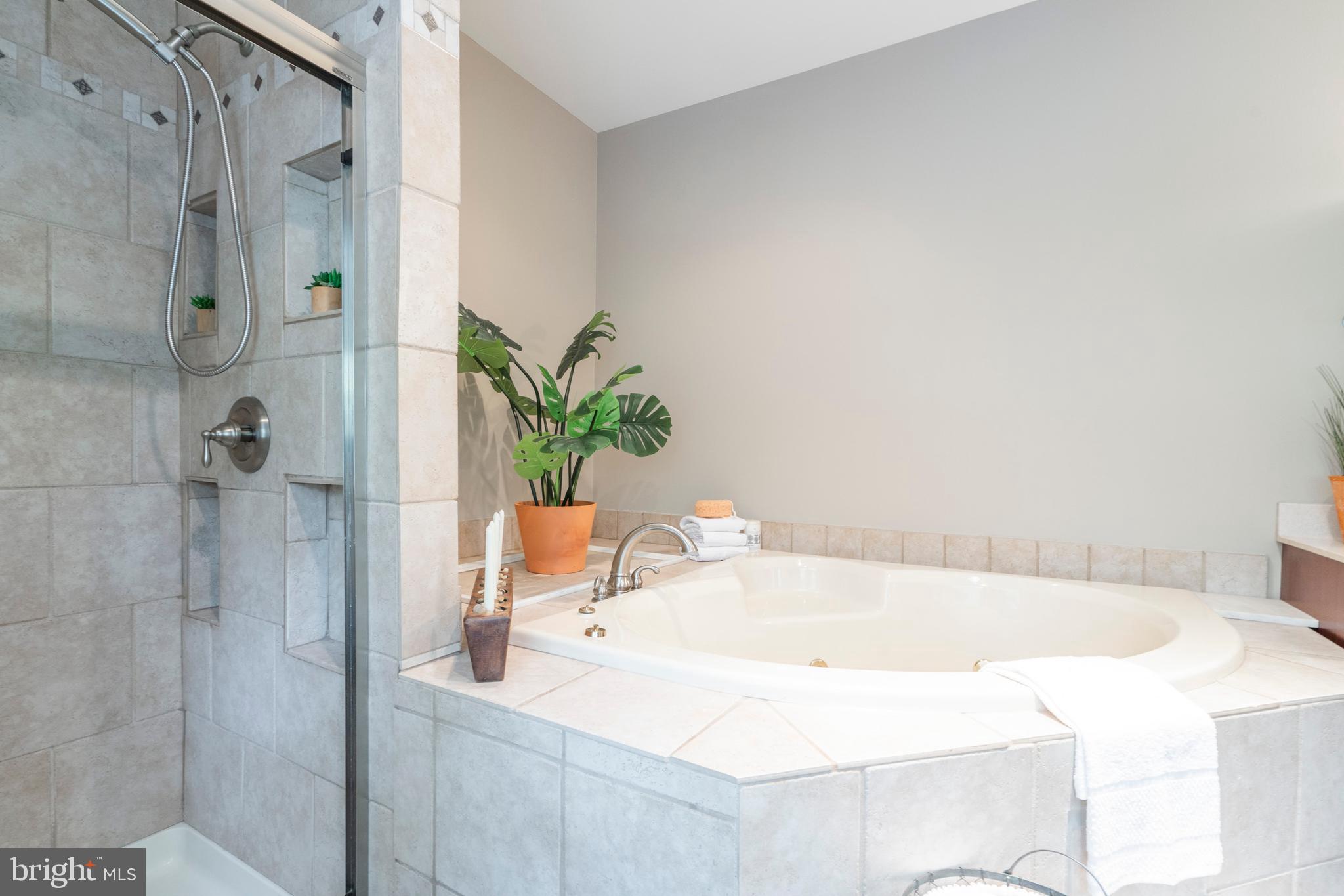 808 Plymouth Road Ambler, PA 19002 - Photo 51 of 88 Her Master Bath