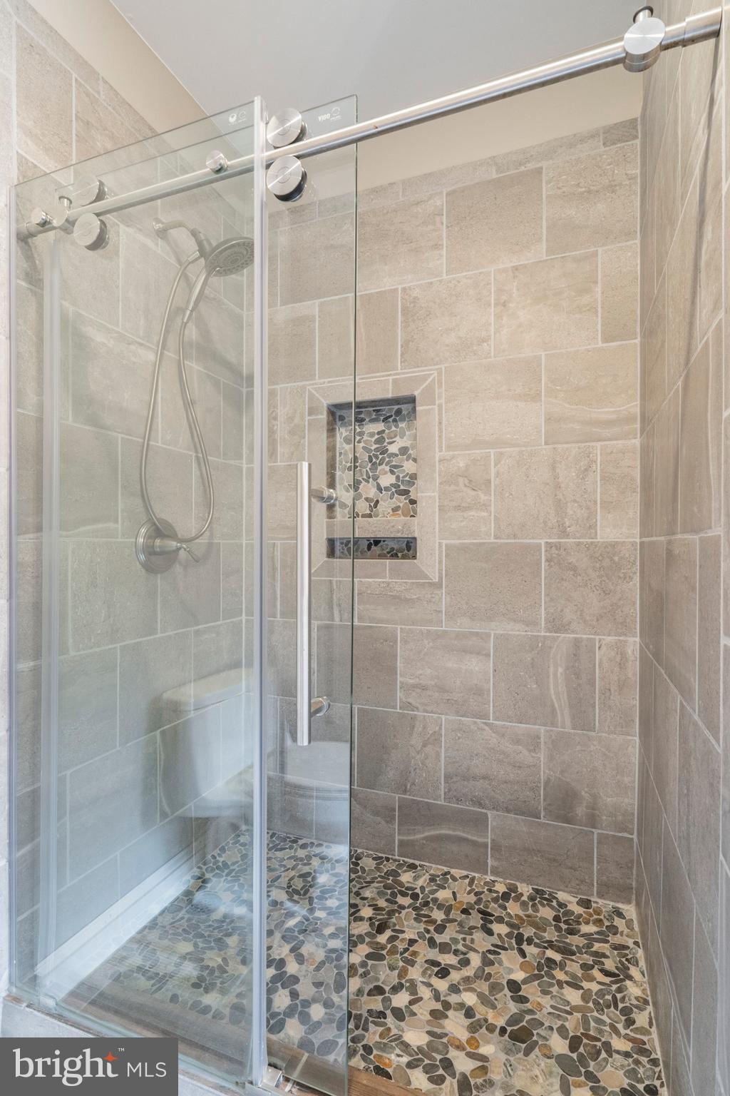 808 Plymouth Road Ambler, PA 19002 - Photo 59 of 88 Jack and Jill Bathroom