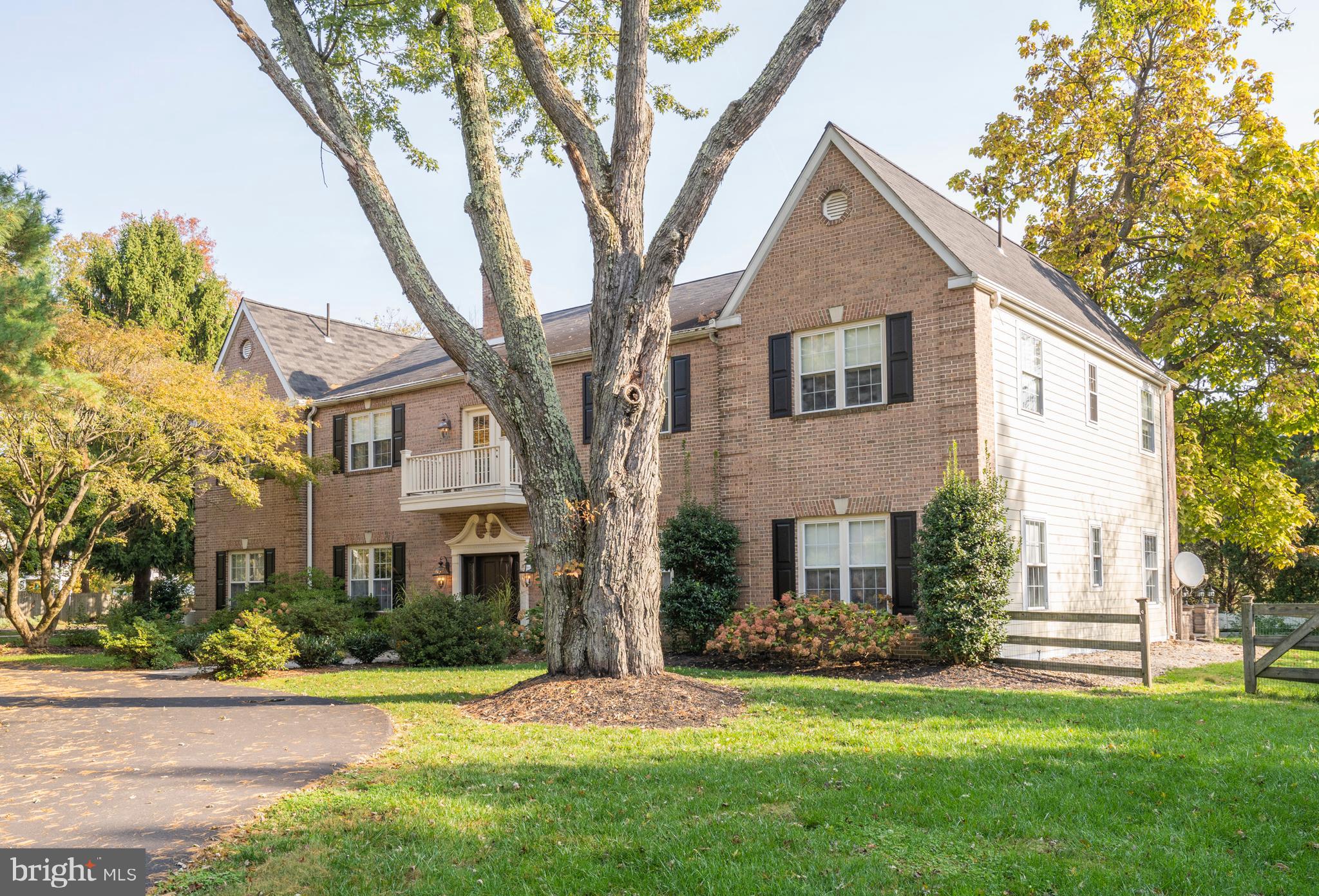 808 Plymouth Road Ambler, PA 19002 - Photo 87 of 88 Front View