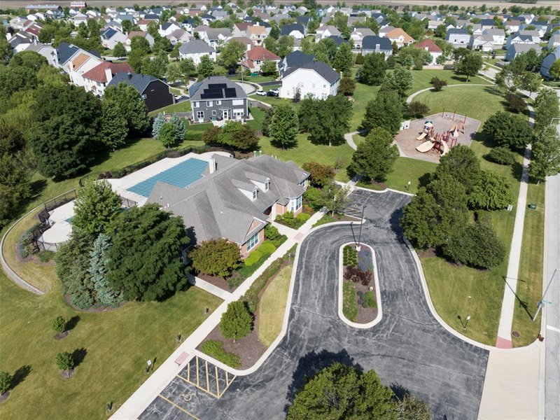 2147 Pembridge Lane Joliet, IL 60431 - Photo 28 of 34