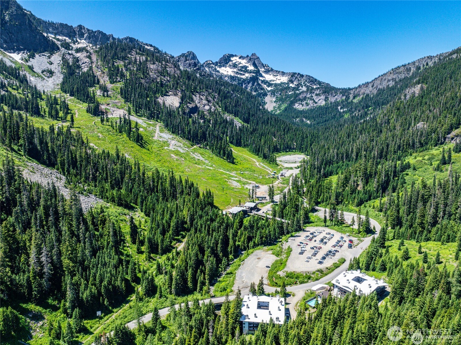 17800 Alpental Access Road, Unit 3102 Snoqualmie Pass, WA 98068 - Photo 29 of 32