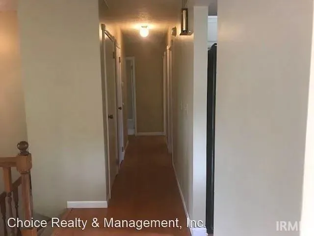 $1,800 | 1615 South Buffstone Court, Bloomington, IN 47401