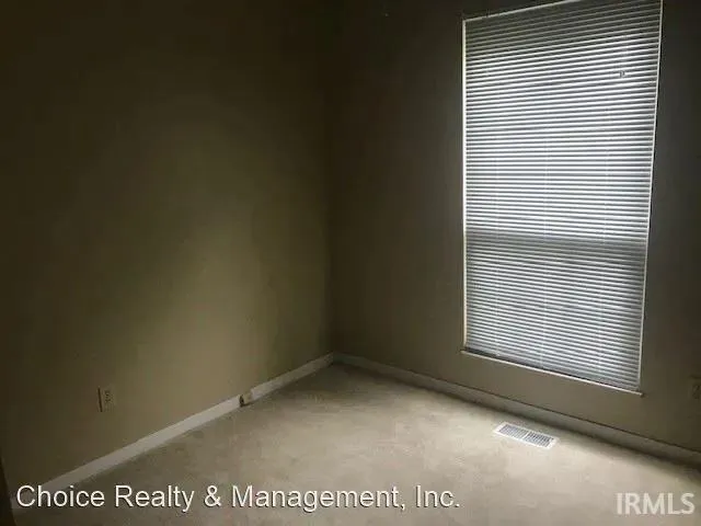 $1,800 | 1615 South Buffstone Court, Bloomington, IN 47401