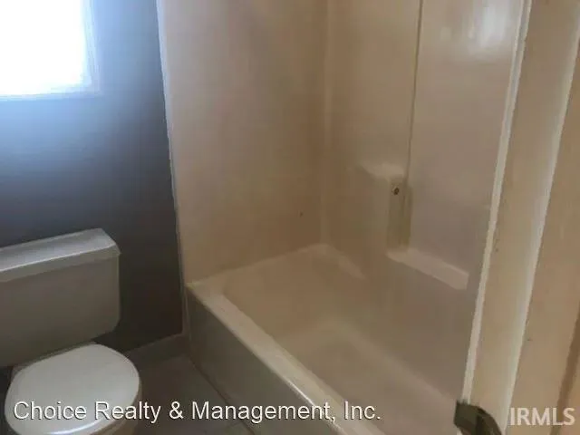 $1,800 | 1615 South Buffstone Court, Bloomington, IN 47401