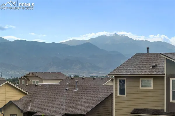 $369,000 | 831 Endeavor Way, Colorado Springs, CO 80915