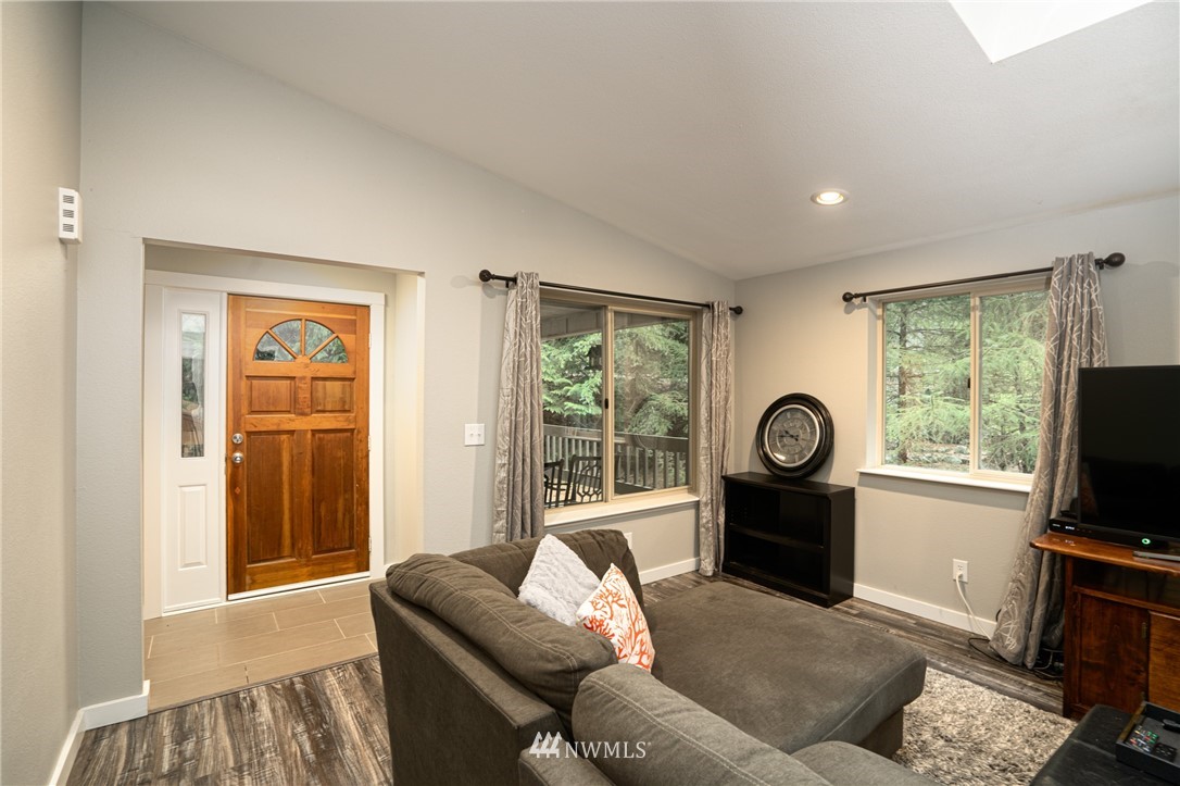 7 Ridge Crest Way Bellingham, WA 98229 - Photo 3 of 21 Gallery Image 3