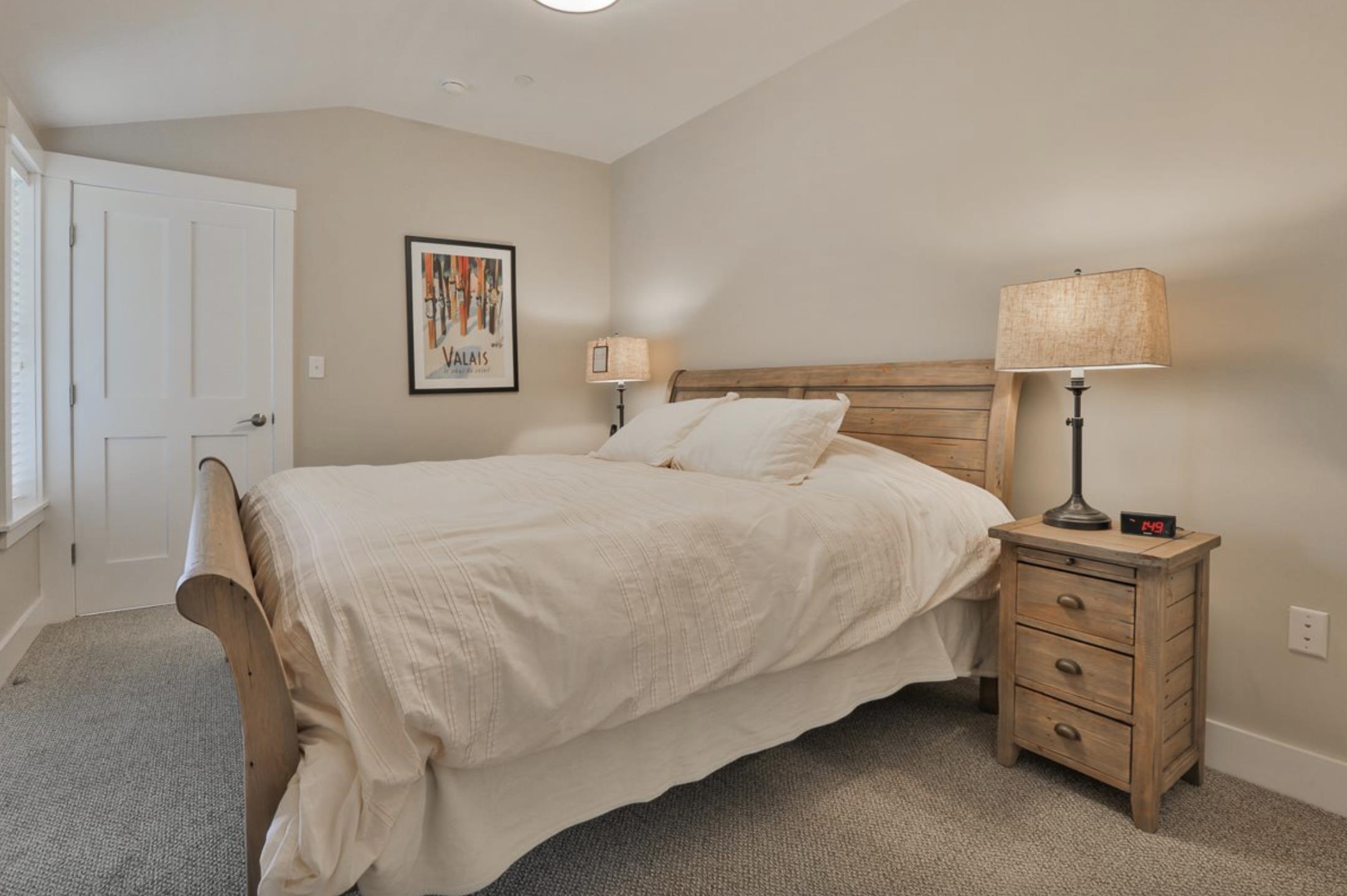 26 North Main Street, Unit 5 Mont Vernon, NH 03057 - Photo 17 of 45