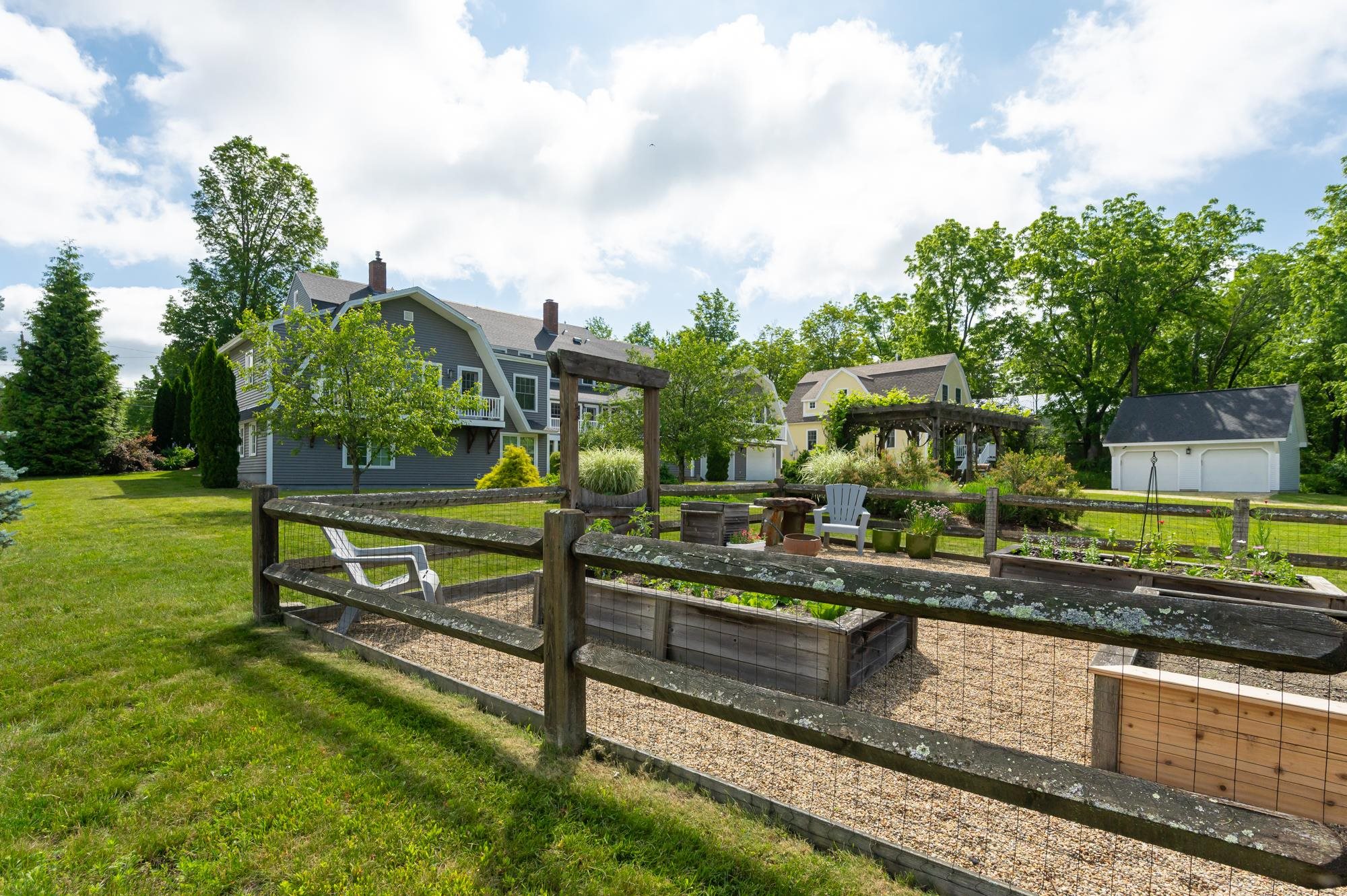 26 North Main Street, Unit 5 Mont Vernon, NH 03057 - Photo 35 of 45